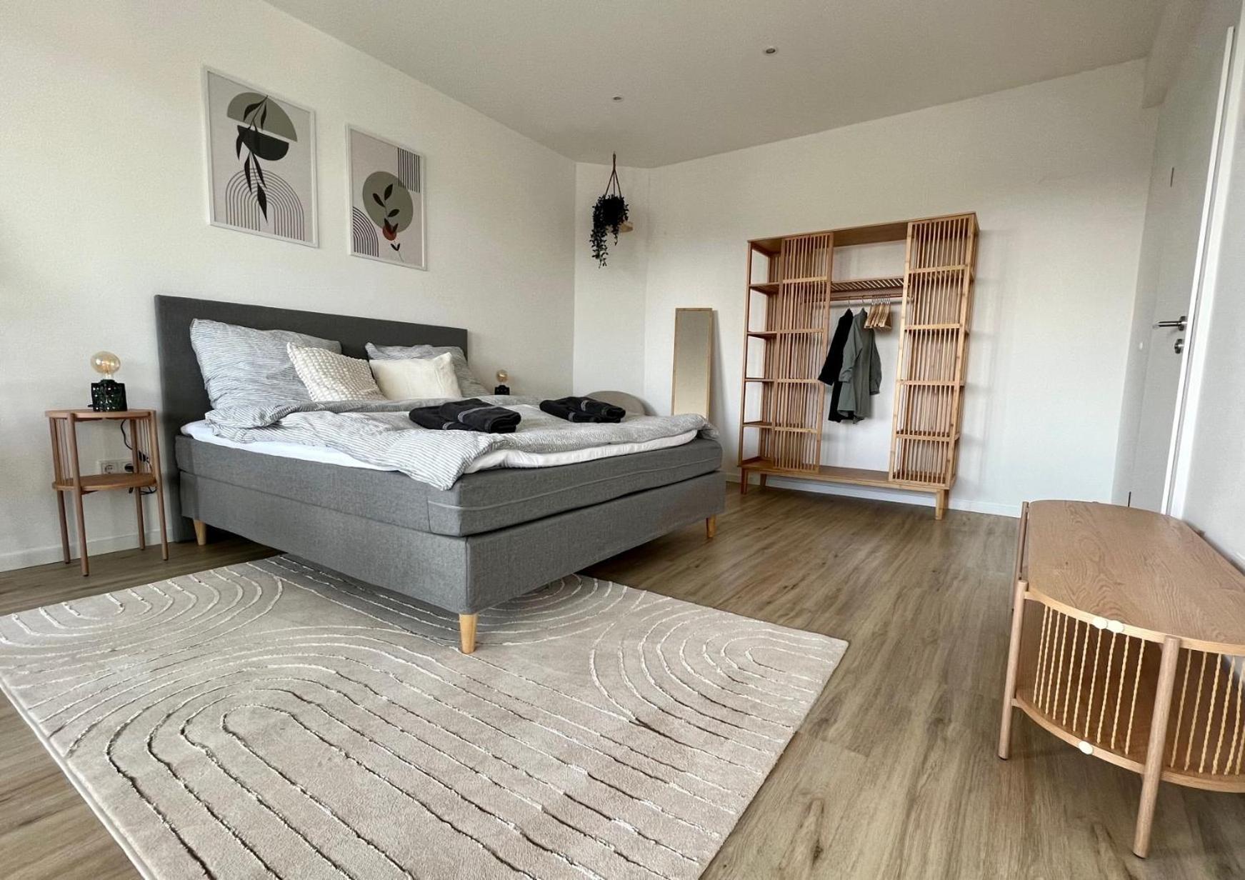 Piso Superior - Exklusives Apartment An Der Promenade Mit Rheinsicht & Loggia Емерих Екстериор снимка