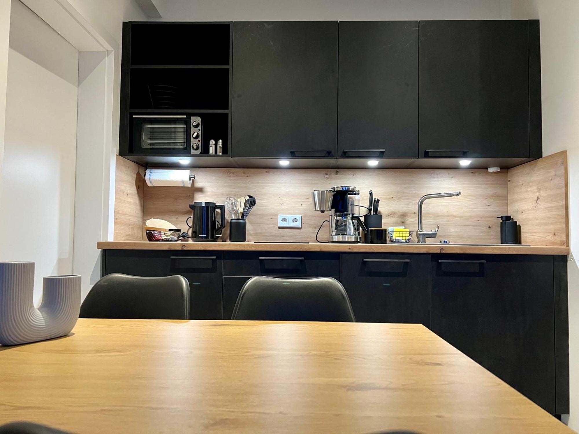Piso Superior - Exklusives Apartment An Der Promenade Mit Rheinsicht & Loggia Емерих Екстериор снимка