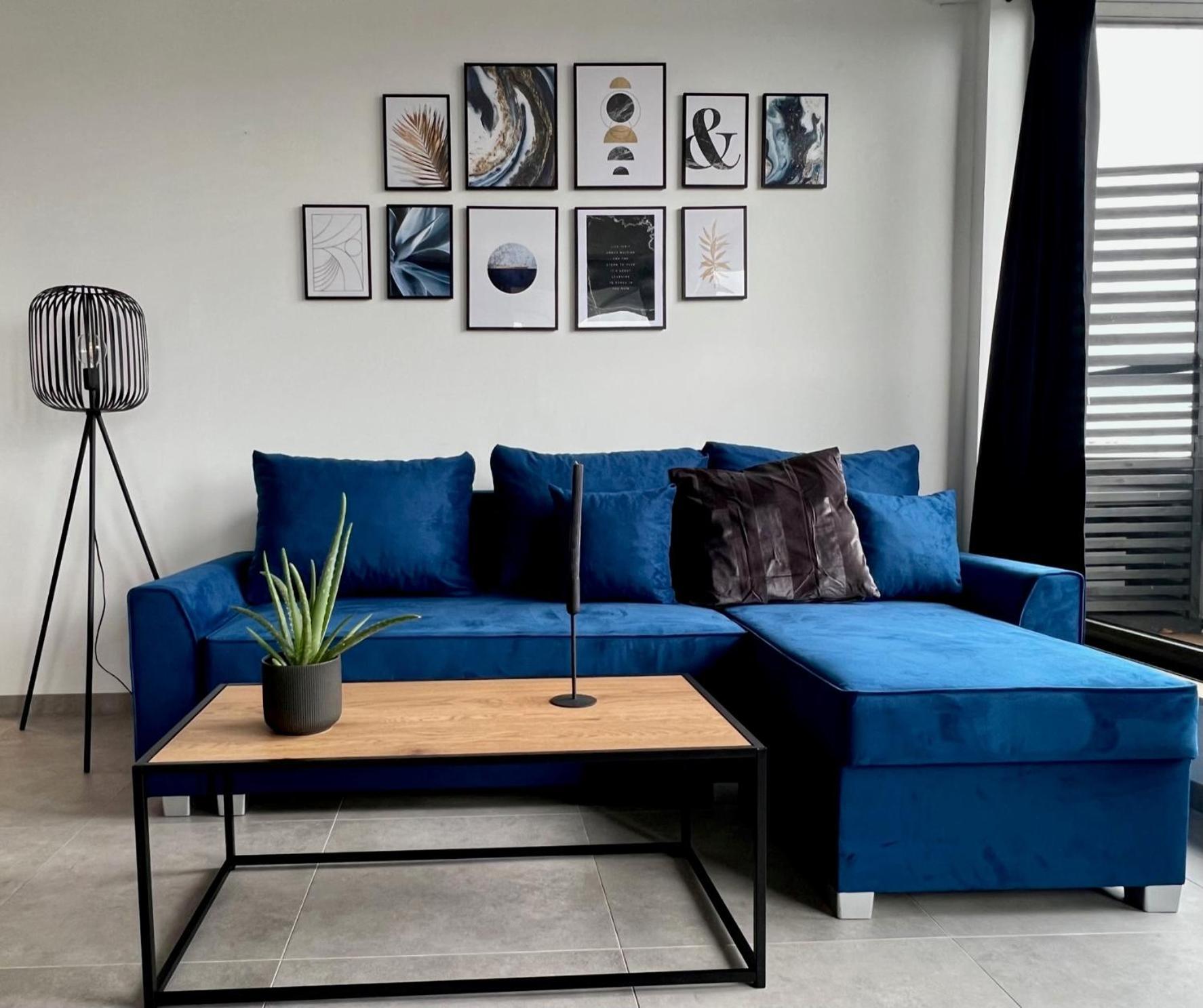 Piso Superior - Exklusives Apartment An Der Promenade Mit Rheinsicht & Loggia Емерих Екстериор снимка